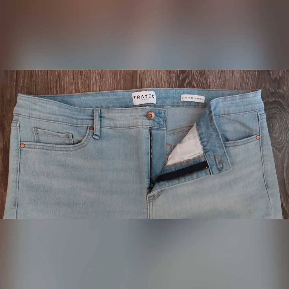 Frayed Raw Hem Light Wash High Rise Straight Denim Jeans Size 16 Flat Front Chic - Picture 3 of 10